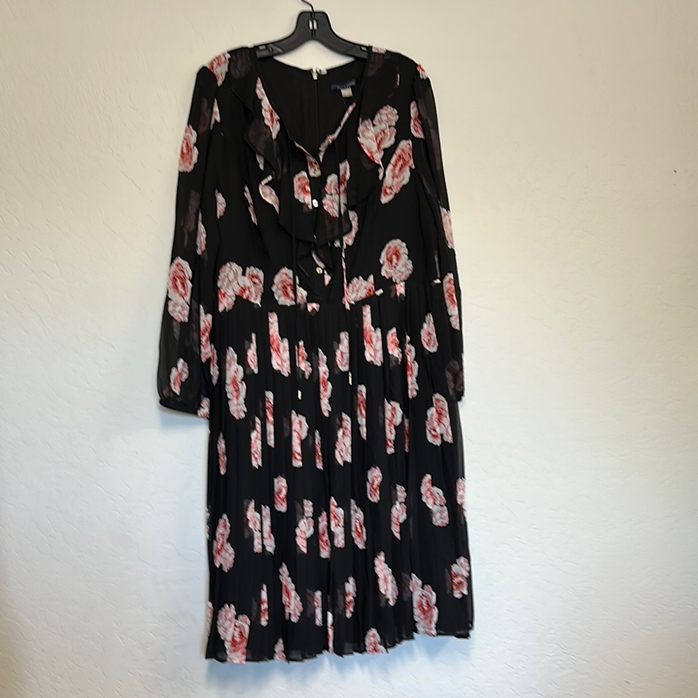 Tommy Hilfiger Black Floral Pleated Dress NWT